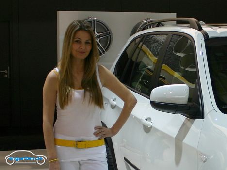 Die Girls auf der Essen Motor Show 2011