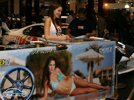 Die Girls auf der Essen Motor Show 2011