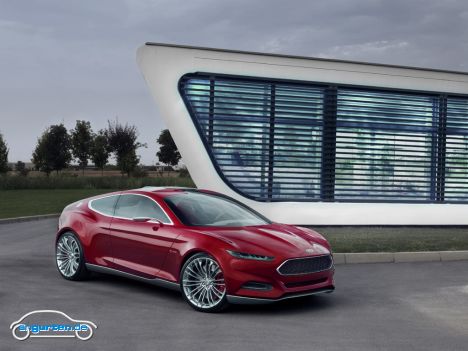 Ford Evos Concept - Eine schöne Studie, die Ford direkt in Serie produzieren sollte ...