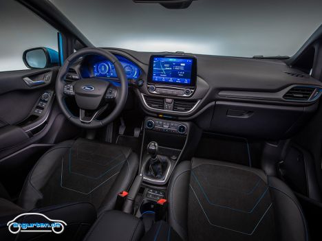 Ford Fiesta ST Facelift 2022 - Im Innenraum - hier ein Bild einer Titanium X Version hat sich dann doch was verändert.