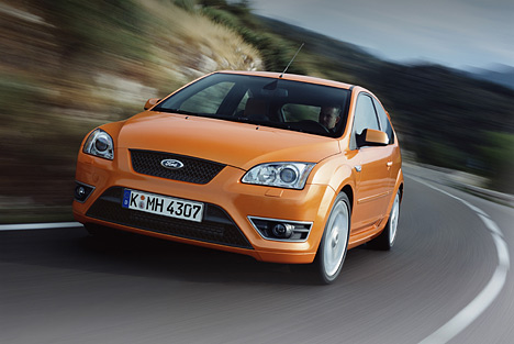 Bissig und dynamisch - Ford Focus ist ein Wagen für Leute, die die Beschleunigung genießen.
