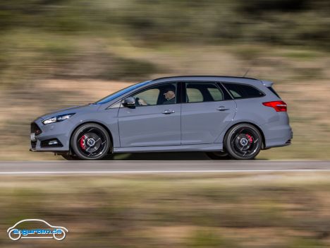 Ford Focus ST Turnier 2015 - Bild 3