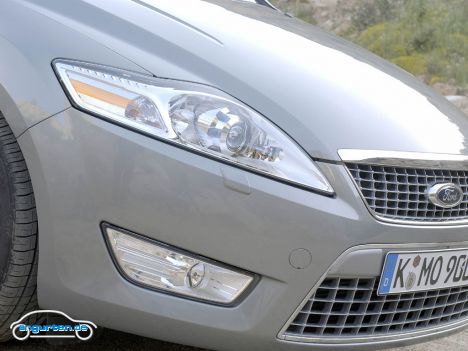 Ford Mondeo, Frontscheinwerfer