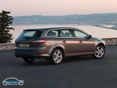 Ford Mondeo Turnier - Heckansicht