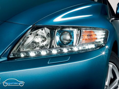 Honda CR-Z - Detail: Frontscheinwerfer
