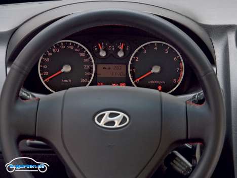 Hyundai Coupe - Lenkrad mit Tacho und Drehzahlmesser