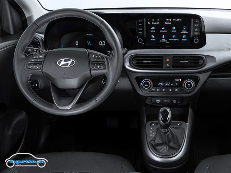 Hyundai i10 Facelift 2023 - Das digitale Cockpit ist in der Basisausstattung select nicht enthalten.