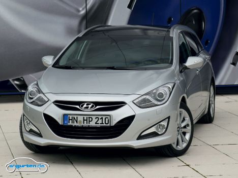 Hyundai i40cw - Die neue Mittelklasse Hyndai i40 kommt zunächst als i40cw in der Kombiversion.