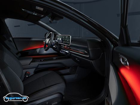 Hyundai Ioniq 6 (2023) - Innenraum mit Ambientebeleuchtung