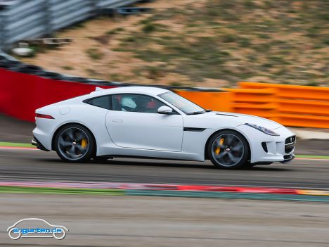 Jaguar F-Type Coupe - Bild 16