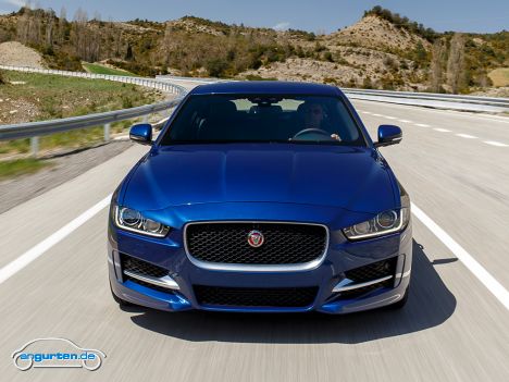 Jaguar XE - Bild 13