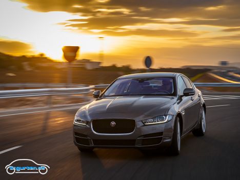 Jaguar XE - Bild 18