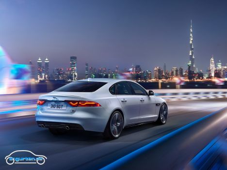 Jaguar XF - Bild 2