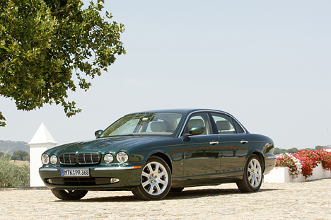 Jaguar XJ