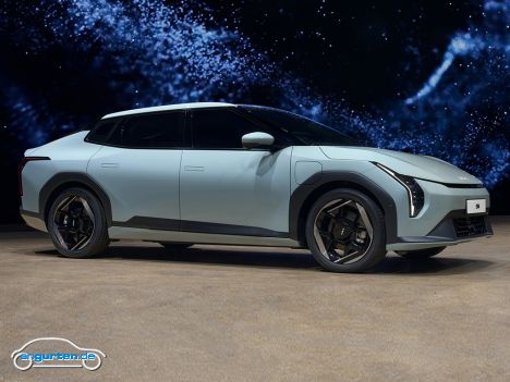 Kia EV4 Limousine (2025) - Nochmal von vorne, wo er nicht so viele Überraschungen parat hält.
