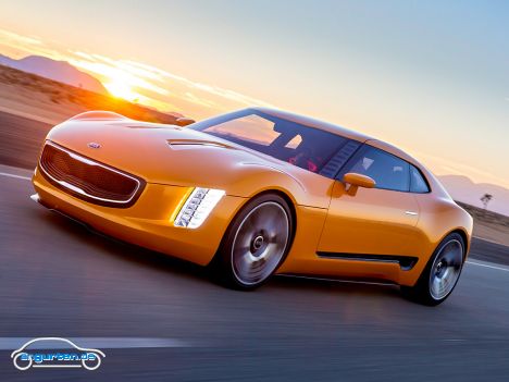 Kia GT4 Stinger Concept - Muscle-Car? Sportwagen? So ganz genau kann man den GT4 Stinger nicht einordnen.