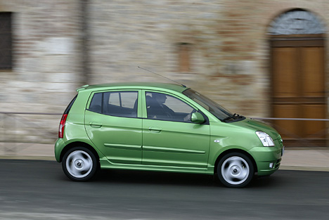 Kia Picanto - in grün-metallic