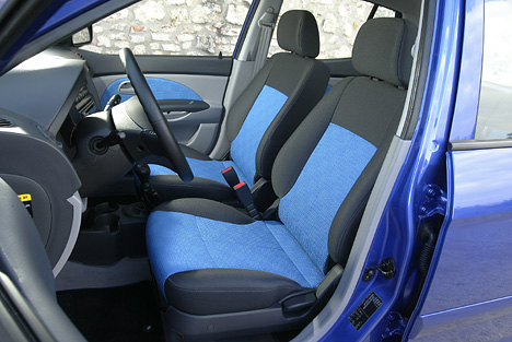 Kia Picanto - Sitze in blau