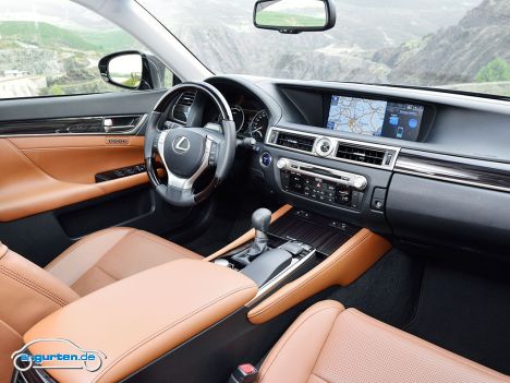 Lexus GS 300h - Bild 6