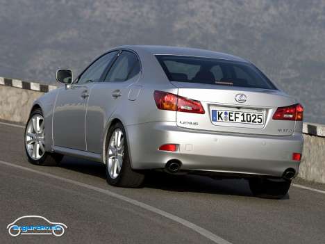 Lexus IS