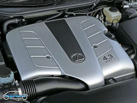 Lexus LS - Motor