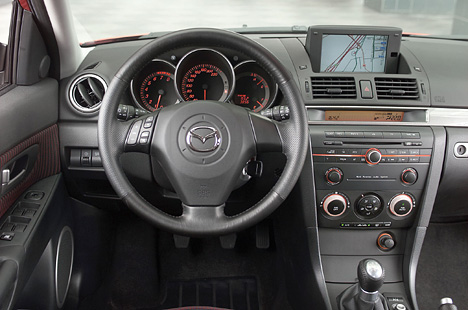 Mazda 3, Cockpit