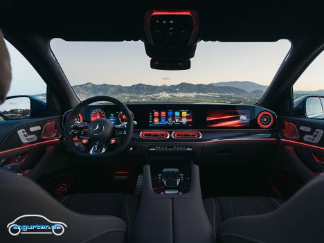 Mercedes AMG GLE SUV 2026 - Innenraum mit Ambientebeleuchtung