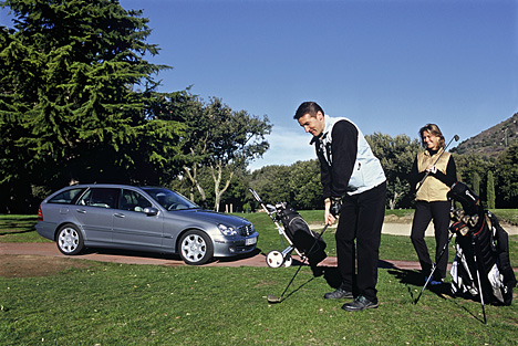 Rein mit den Golf-Schlägern: Mercedes C-Klasse T-Modell