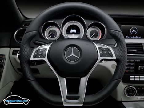 Mercedes C-Klasse T-Modell - Tacho und Armaturen