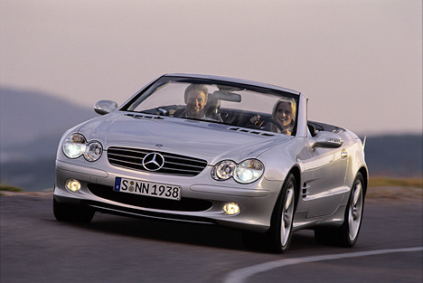 Mercedes SL - Fahraufnahme