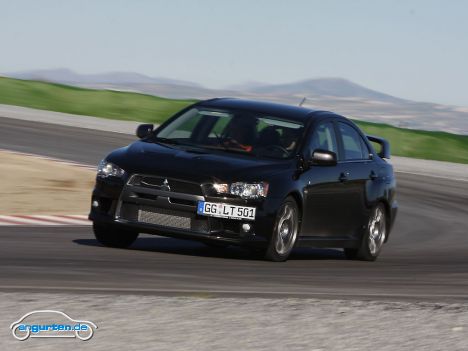 Mitsubishi Lancer Evolution 2011