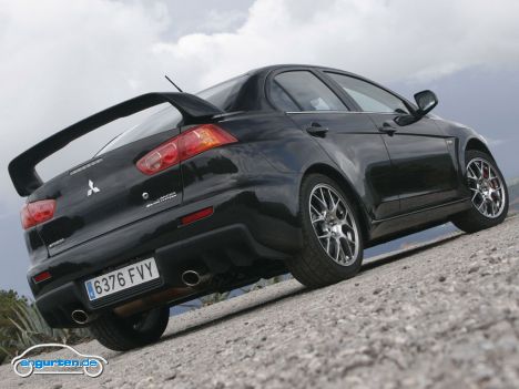 Mitsubishi Lancer Evolution 2011