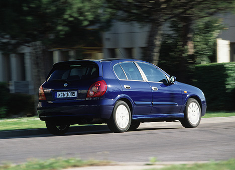 Nissan Almera