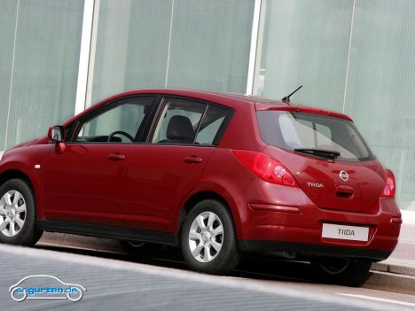 Nissan Tiida