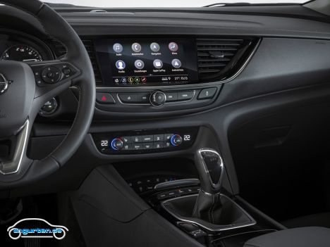 Opel Insignia Gran Sport Facelift - Mittelkonsole mit Touchscreen