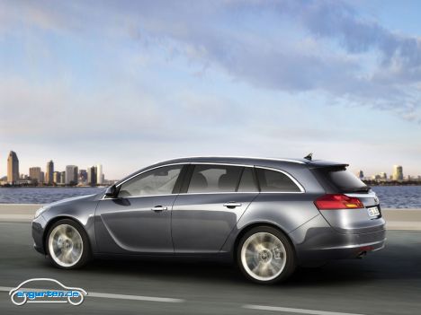 Opel Insignia Sports Tourer - Seitenansicht