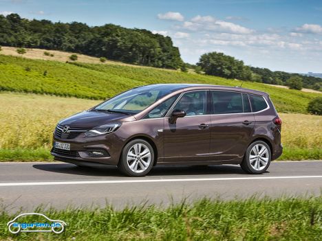 Opel Zafira Facelift 2017 - Bild 12