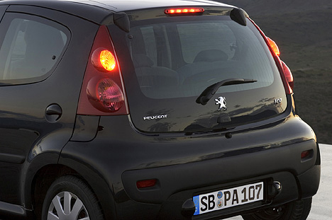 Peugeot 107, Heck mit Heckleuchten