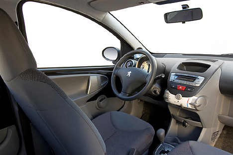 Peugeot 107, Innenraum