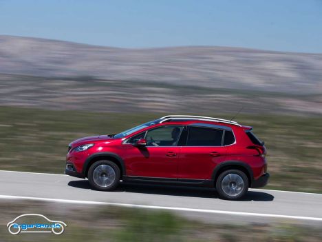 Peugeot 2008 Facelift (2017) - Bild 13