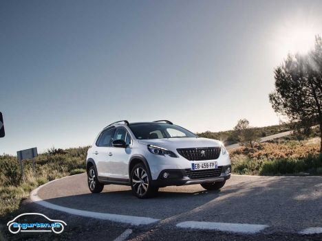 Peugeot 2008 Facelift (2017) - Bild 14