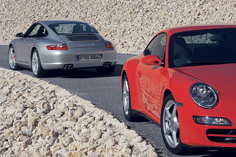 Porsche 911 Carrera 4 & Porsche 911 Carrera 4 S (silber)