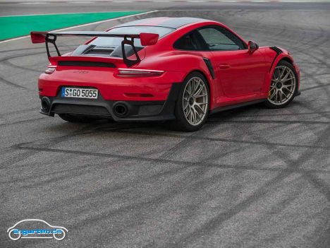 Porsche 911 GT2 RS - Bild 12