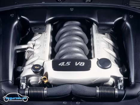 Porsche Cayenne - 4.5 Liter V8 Motor