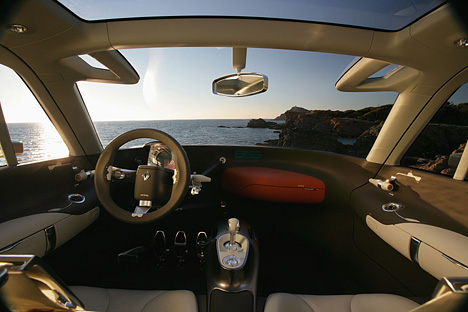 Das Cockpit des Renault Altica