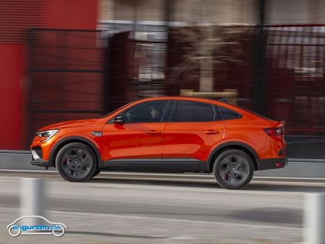 Renault Arkana 2021 - Seitenansicht in orange