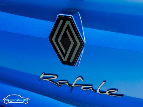 Renault Rafale 2023 - Markenlogo mit Rafale Schriftzug
