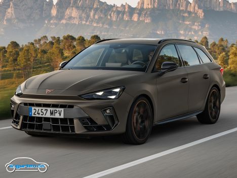 Cupra Leon ST Facelift 2025 - Die Front hat sich mit dem Facelift ziemlich verändert. Im Innenraum zieht die neue Infotainment-Generation von VW ein.