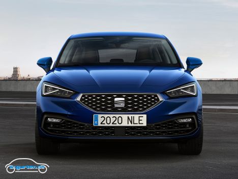 Der neue Seat Leon ST Sportstourer - Der ST Leon in Aussttatung Xcellence in der Farbe Mistery Blue