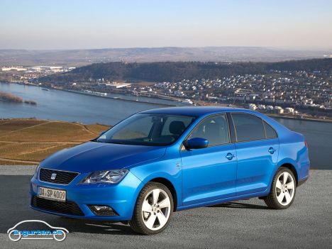 Seat Toledo - Mal ein wenig Farbe ins Spiel mit Blau?